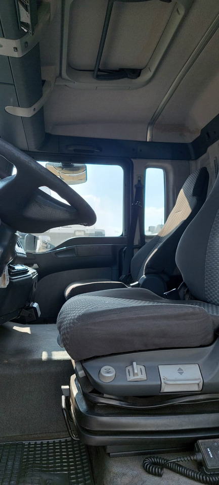 MAN HS 26 FNLC - Грузовик-цистерна: фото 4 MAN HS 26 FNLC - Грузовик-цистерна: фото 4