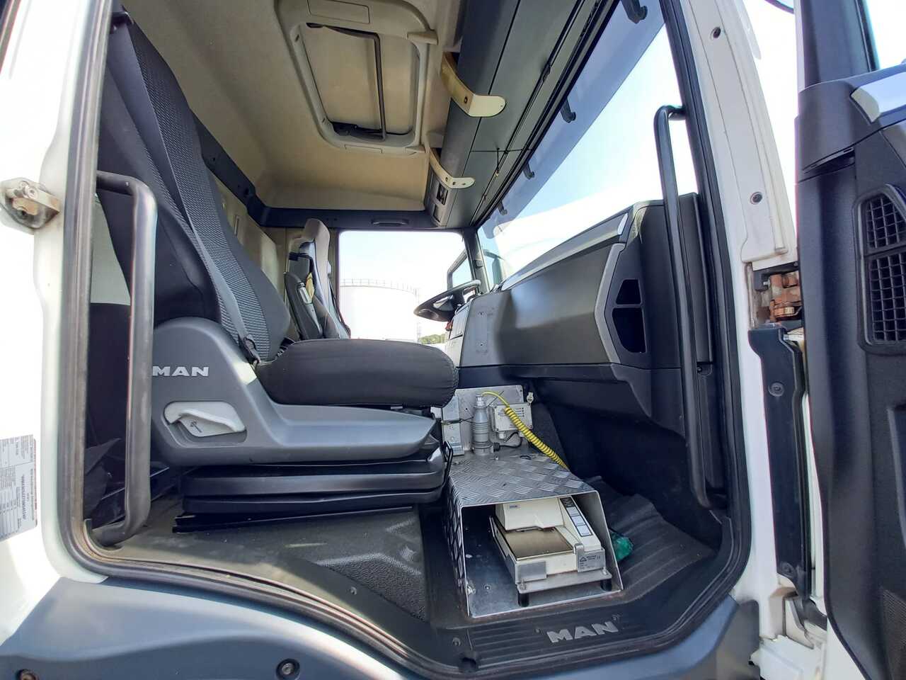 MAN TGS - Грузовик-цистерна: фото 3 MAN TGS - Грузовик-цистерна: фото 3