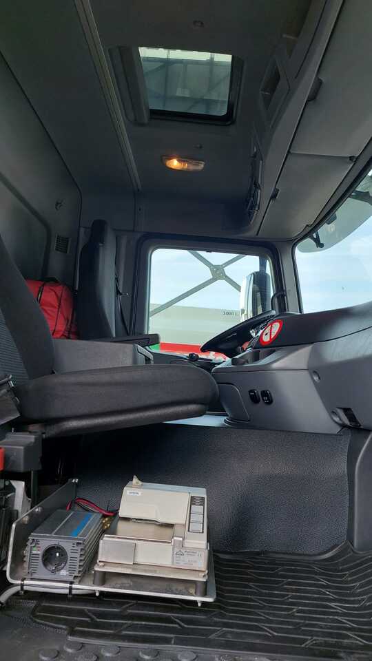 MERCEDES ACTROS - Грузовик-цистерна: фото 3 MERCEDES ACTROS - Грузовик-цистерна: фото 3