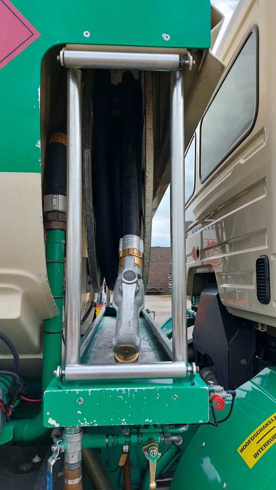 MERCEDES AXOR - Грузовик-цистерна: фото 5 MERCEDES AXOR - Грузовик-цистерна: фото 5