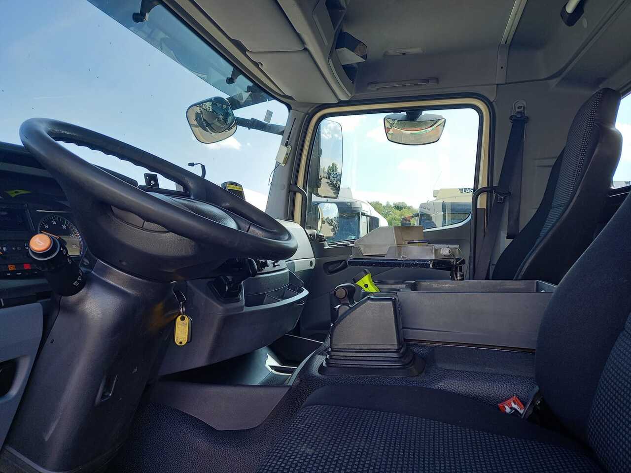 MERCEDES AXOR - Грузовик-цистерна: фото 2 MERCEDES AXOR - Грузовик-цистерна: фото 2