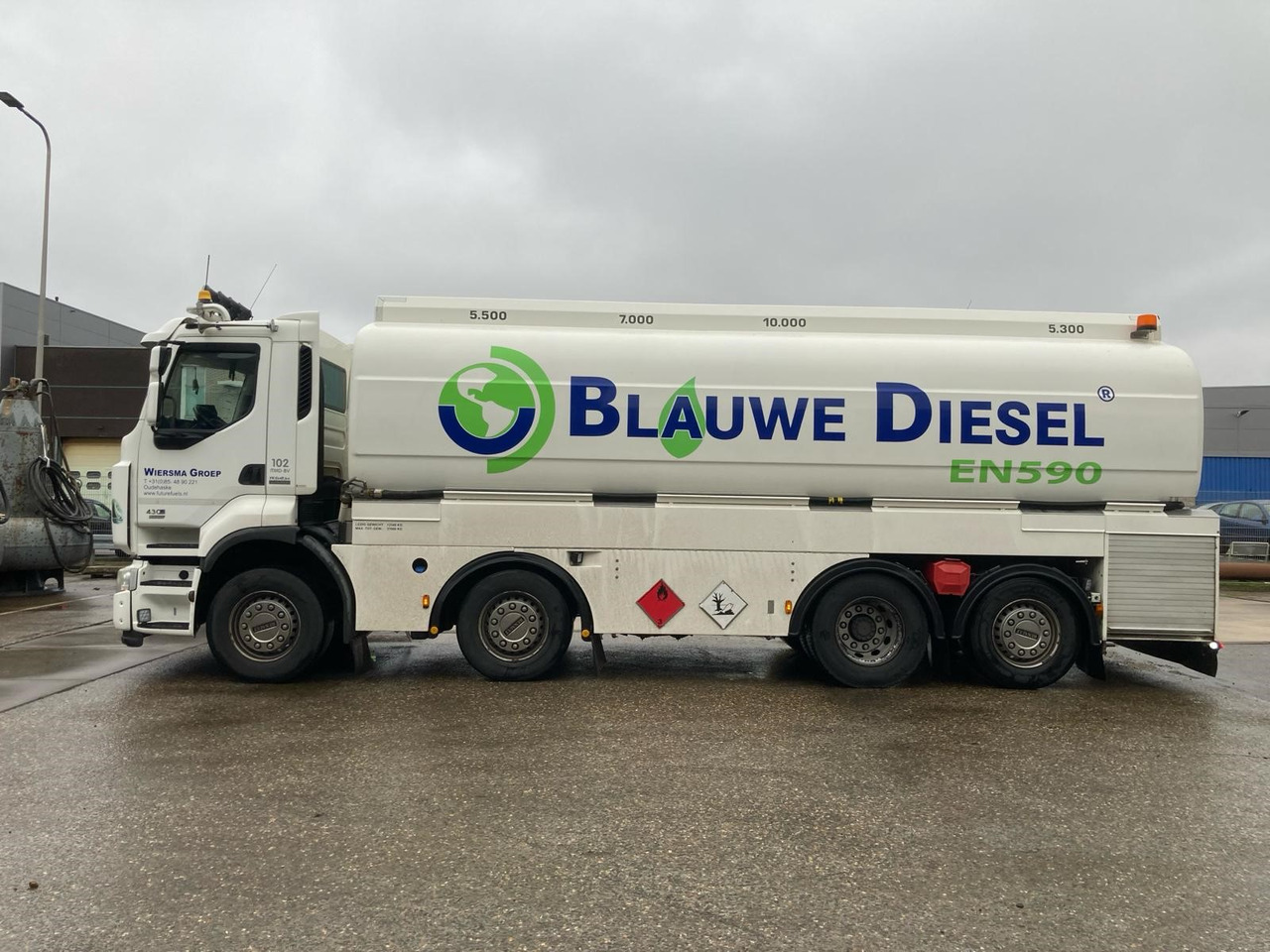 RENAULT Lander - Грузовик-цистерна: фото 1 RENAULT Lander - Грузовик-цистерна: фото 1