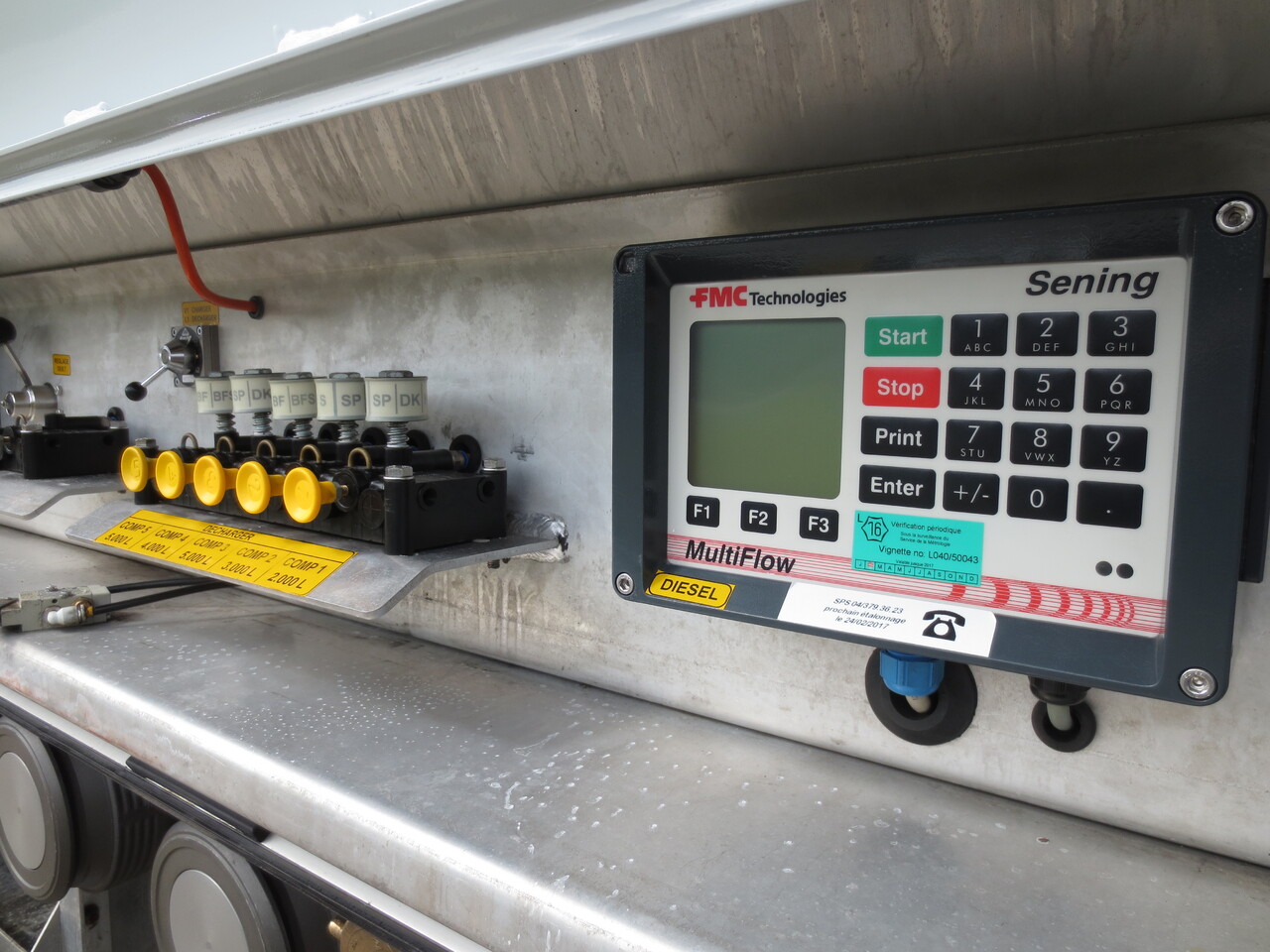 Renault Lander - Грузовик-цистерна: фото 2 Renault Lander - Грузовик-цистерна: фото 2