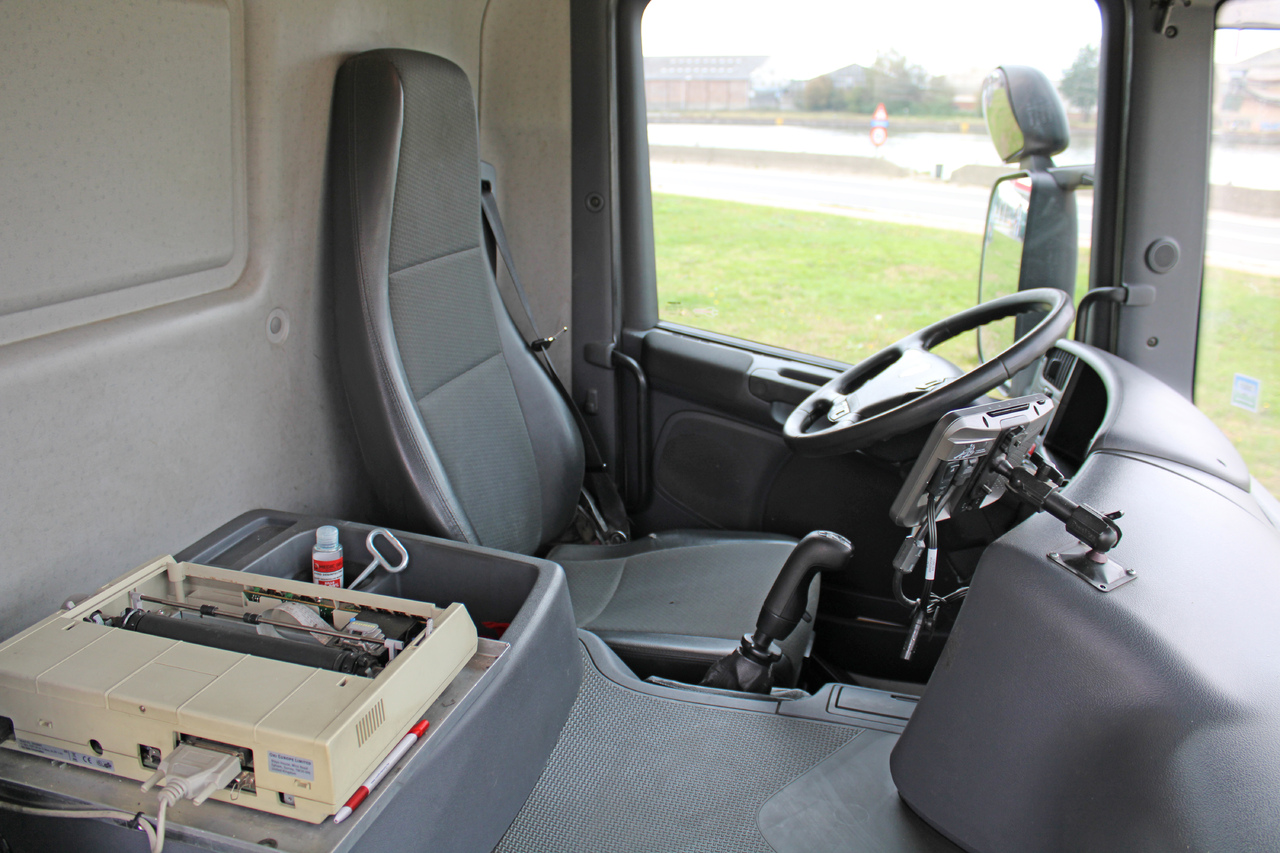 Scania P360 - Грузовик-цистерна: фото 5 Scania P360 - Грузовик-цистерна: фото 5