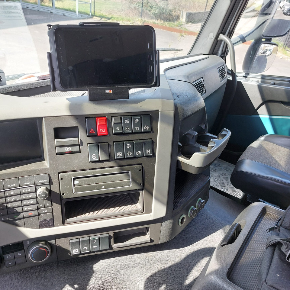 VOLVO FM - Грузовик-цистерна: фото 3 VOLVO FM - Грузовик-цистерна: фото 3