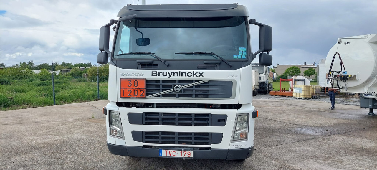 VOLVO FM - Грузовик-цистерна: фото 4 VOLVO FM - Грузовик-цистерна: фото 4