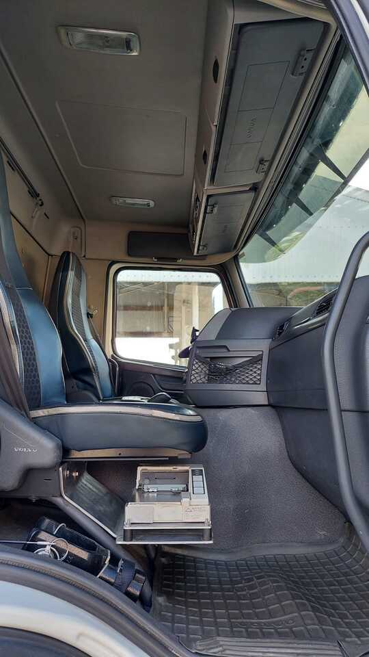 Volvo FMFH - Грузовик-цистерна: фото 4 Volvo FMFH - Грузовик-цистерна: фото 4