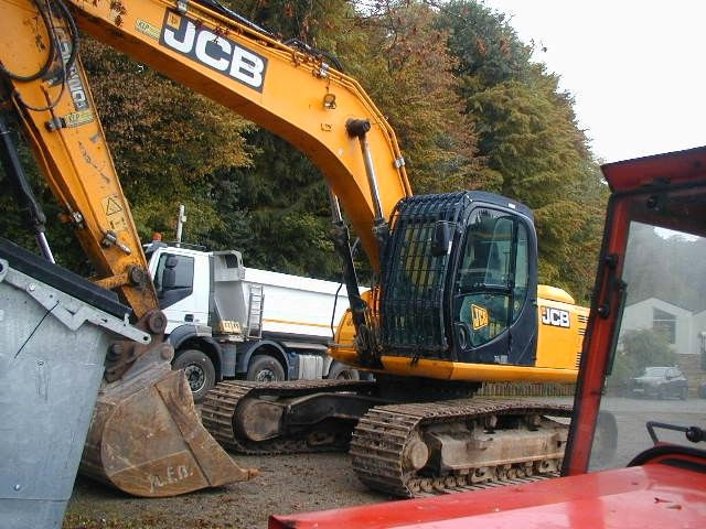 JCB JS220LCT4 JCB JS220LCT4 - Гусеничный экскаватор: фото 3 JCB JS220LCT4 JCB JS220LCT4 - Гусеничный экскаватор: фото 3