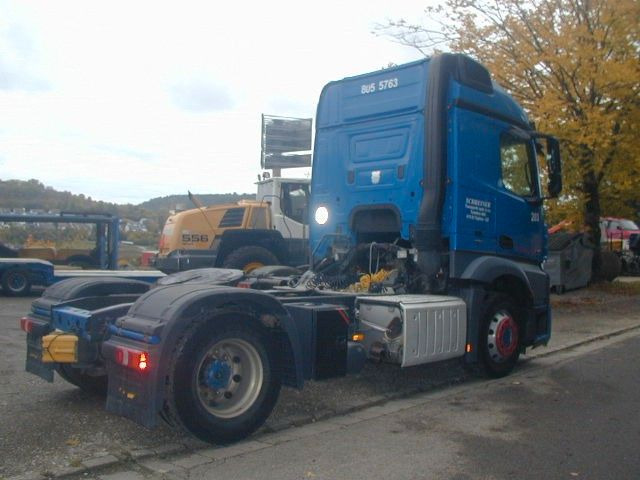 Mercedes-Benz 1843 - Тягач: фото 4 Mercedes-Benz 1843 - Тягач: фото 4