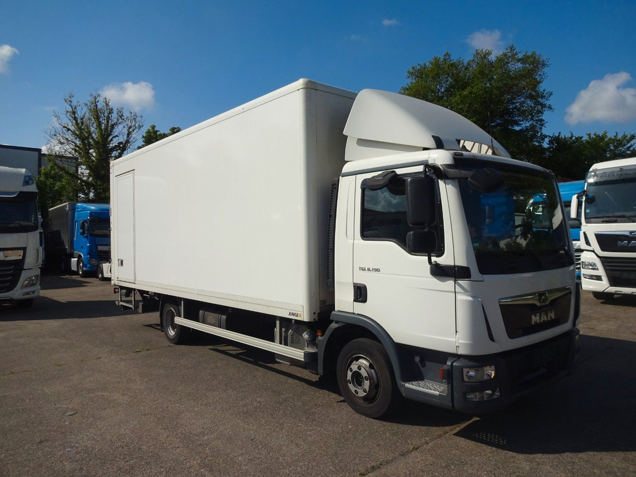 MAN TGL 8.190, LBW, Luft, Tempomat, Standheizung - Фургон с закрытым кузовом: фото 1 MAN TGL 8.190, LBW, Luft, Tempomat, Standheizung - Фургон с закрытым кузовом: фото 1