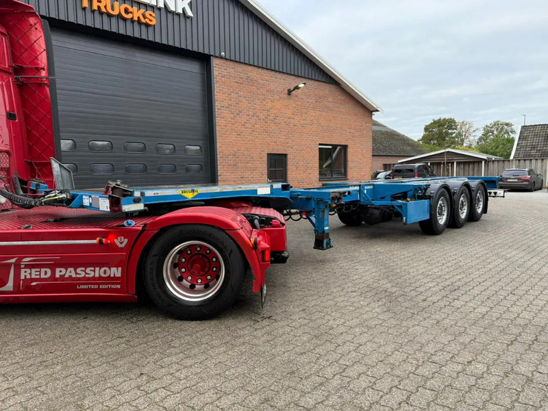 Broshuis 3UCC-39/45 2x20/30/40/45 FT Multi Liftas SAF Schijfremmen - Полуприцеп-контейнеровоз/ Сменный кузов: фото 2 Broshuis 3UCC-39/45 2x20/30/40/45 FT Multi Liftas SAF Schijfremmen - Полуприцеп-контейнеровоз/ Сменный кузов: фото 2