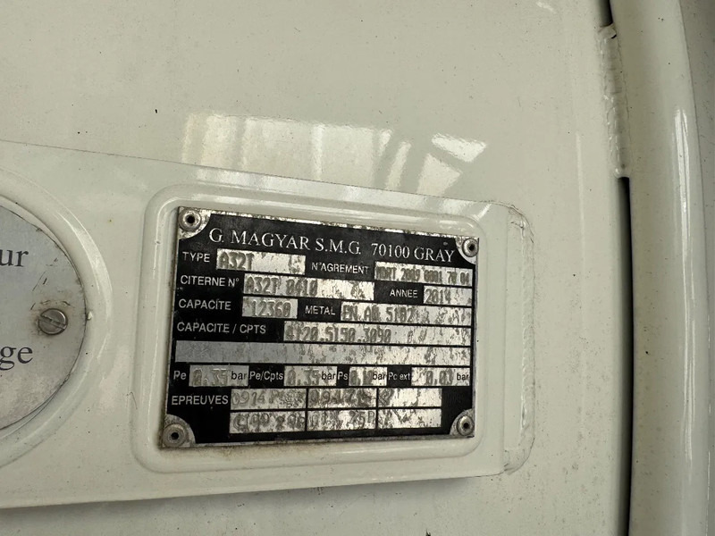 DAF CF 290 12.000 Fuel Diesel/Benzin Alle keuringen! Top conditie - Грузовик-цистерна: фото 5 DAF CF 290 12.000 Fuel Diesel/Benzin Alle keuringen! Top conditie - Грузовик-цистерна: фото 5