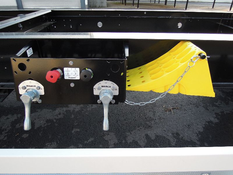 Krone BDF-System, Maxi, ohne Zulassung. - Прицеп-контейнеровоз/ Сменный кузов: фото 3 Krone BDF-System, Maxi, ohne Zulassung. - Прицеп-контейнеровоз/ Сменный кузов: фото 3