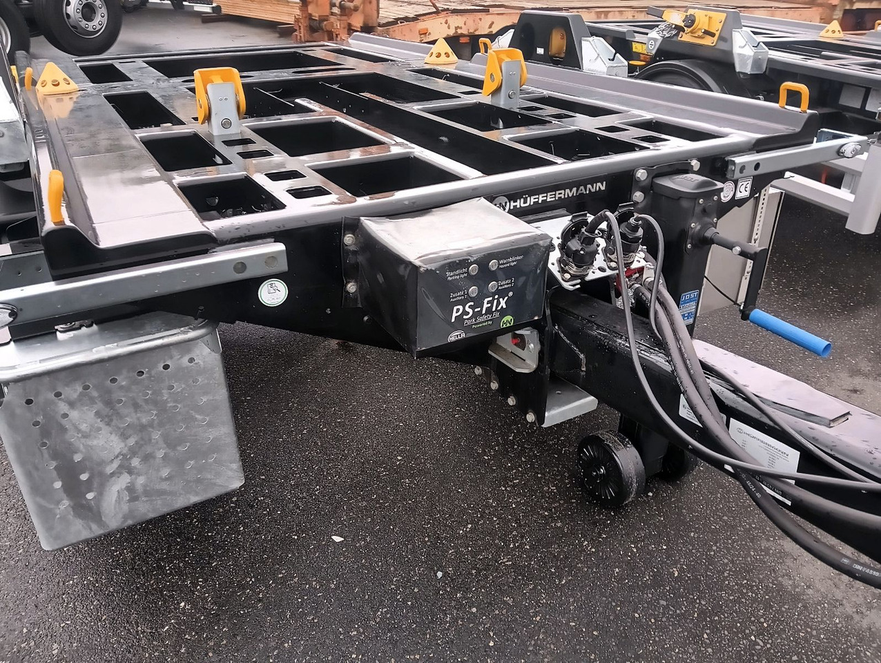 Прицеп мультилифт/ Бункеровоз Hüffermann 2-A-MINI-CARRIER SAFETYFIX VERZINKT FULLOPTION: фото 34