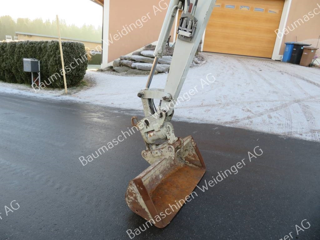 Мини-экскаватор Takeuchi TB 235: фото 8