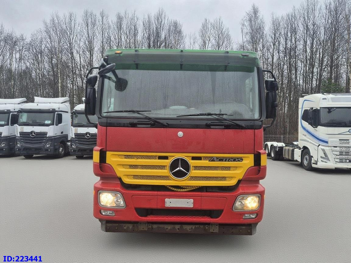 MERCEDES-BENZ Actros 2636 6X4 (3pedals) - Грузовик-шасси: фото 2 MERCEDES-BENZ Actros 2636 6X4 (3pedals) - Грузовик-шасси: фото 2