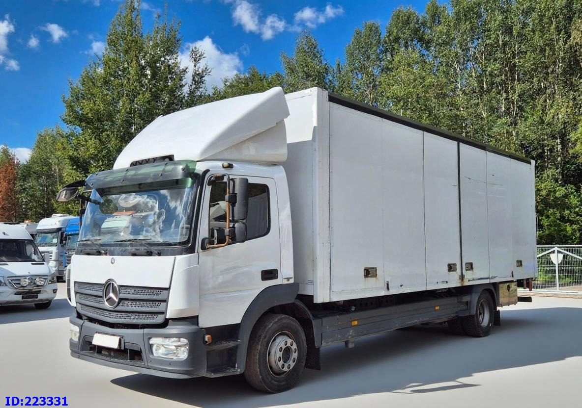 MERCEDES-BENZ Atego 1221 Euro6 (Open side box) - Изотермический грузовик: фото 1 MERCEDES-BENZ Atego 1221 Euro6 (Open side box) - Изотермический грузовик: фото 1