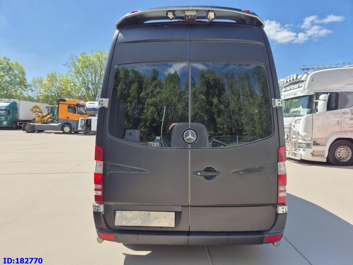 MERCEDES-BENZ Sprinter 319 VIP Euro5 - Микроавтобус, Пассажирский фургон: фото 5 MERCEDES-BENZ Sprinter 319 VIP Euro5 - Микроавтобус, Пассажирский фургон: фото 5