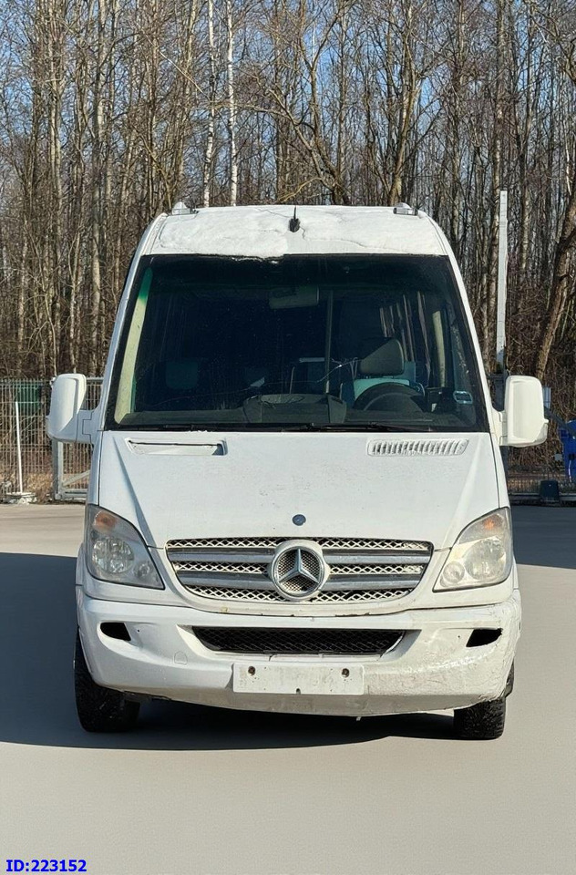 MERCEDES-BENZ Sprinter 518-VIP- 17 places - Микроавтобус, Пассажирский фургон: фото 2 MERCEDES-BENZ Sprinter 518-VIP- 17 places - Микроавтобус, Пассажирский фургон: фото 2