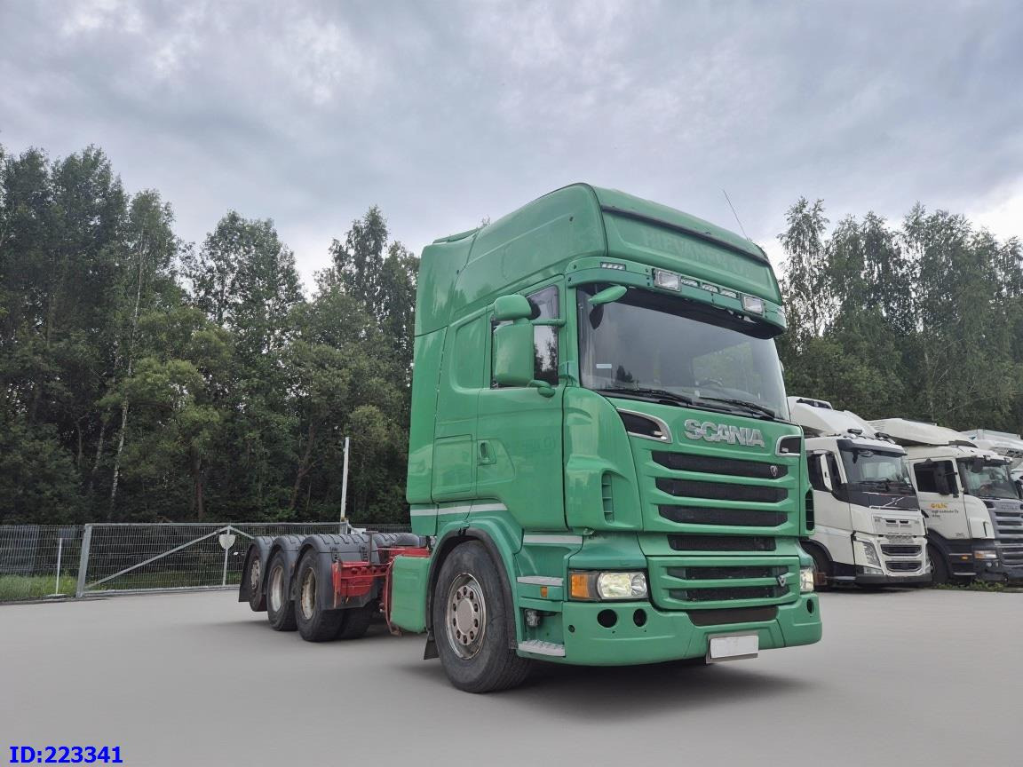 SCANIA R620 - 8x4 - Steering axle - Retarder - Грузовик-шасси: фото 4 SCANIA R620 - 8x4 - Steering axle - Retarder - Грузовик-шасси: фото 4