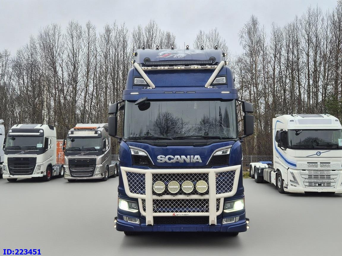 SCANIA R650 Full air 8x4 Steering axle (3 pedal) - Грузовик-шасси: фото 2 SCANIA R650 Full air 8x4 Steering axle (3 pedal) - Грузовик-шасси: фото 2