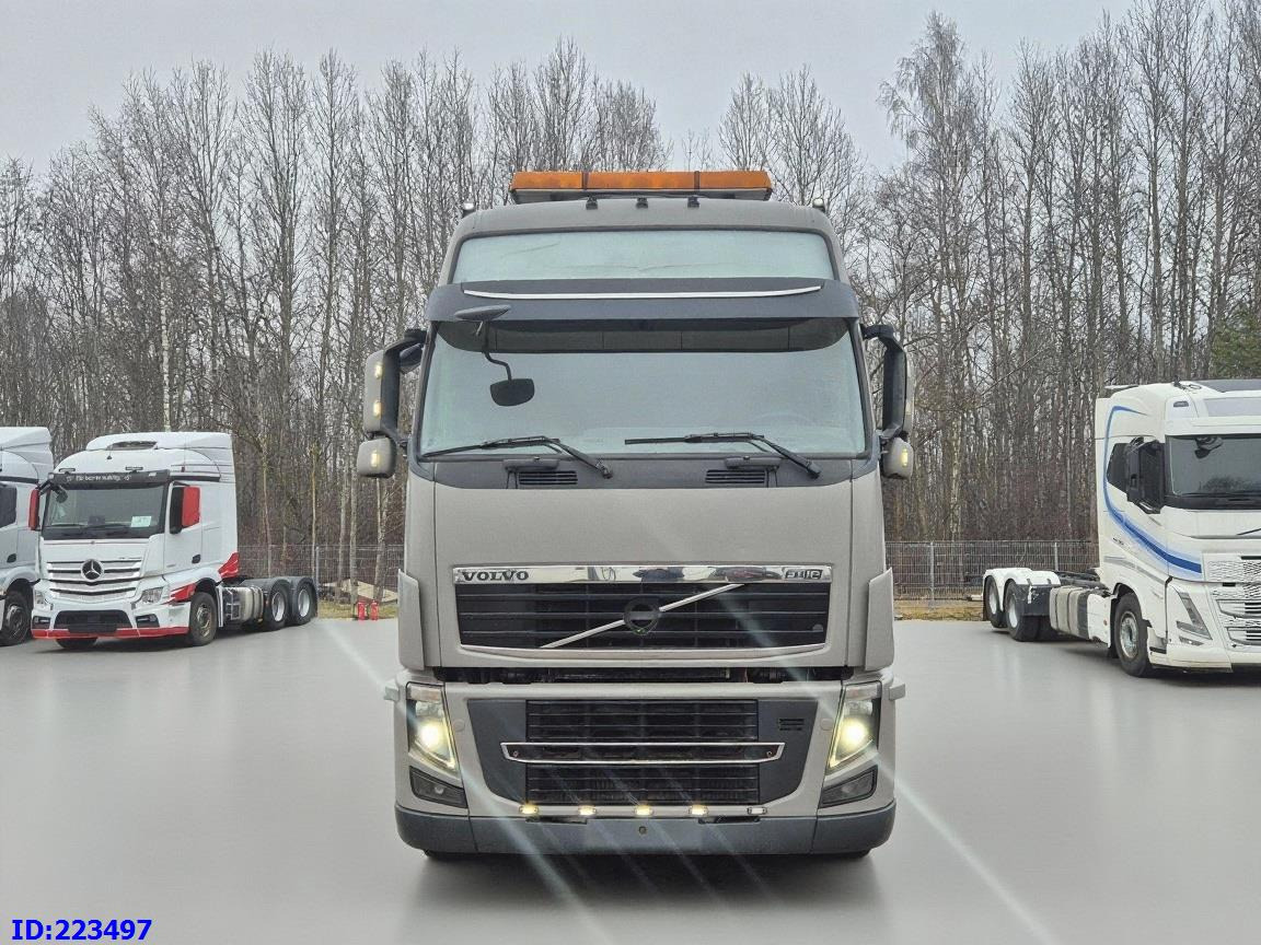 VOLVO FH16 700HP 6X4 Euro5 - Тягач: фото 2 VOLVO FH16 700HP 6X4 Euro5 - Тягач: фото 2