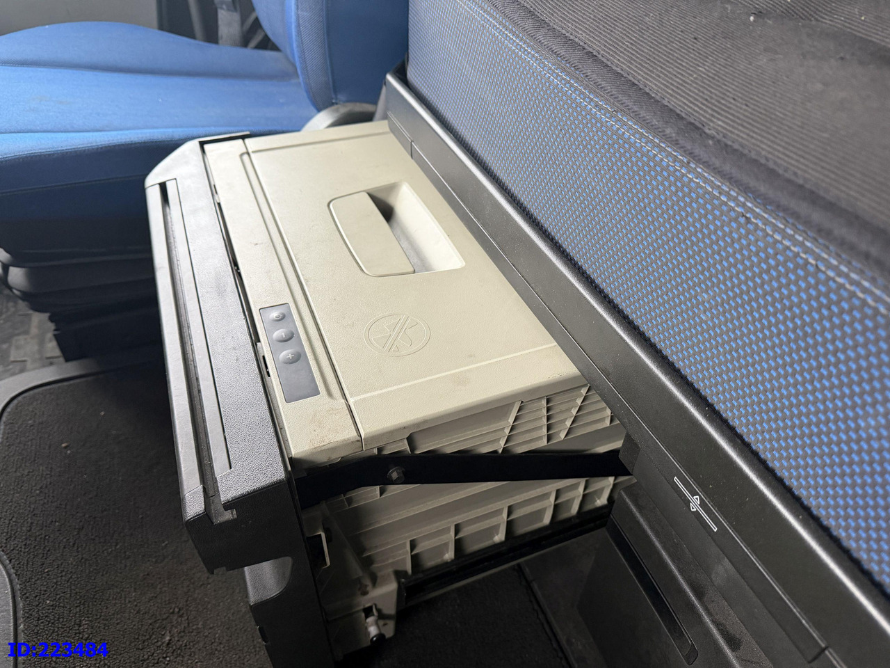 Грузовик-шасси VOLVO FH13 420HP: фото 17 Грузовик-шасси VOLVO FH13 420HP: фото 17