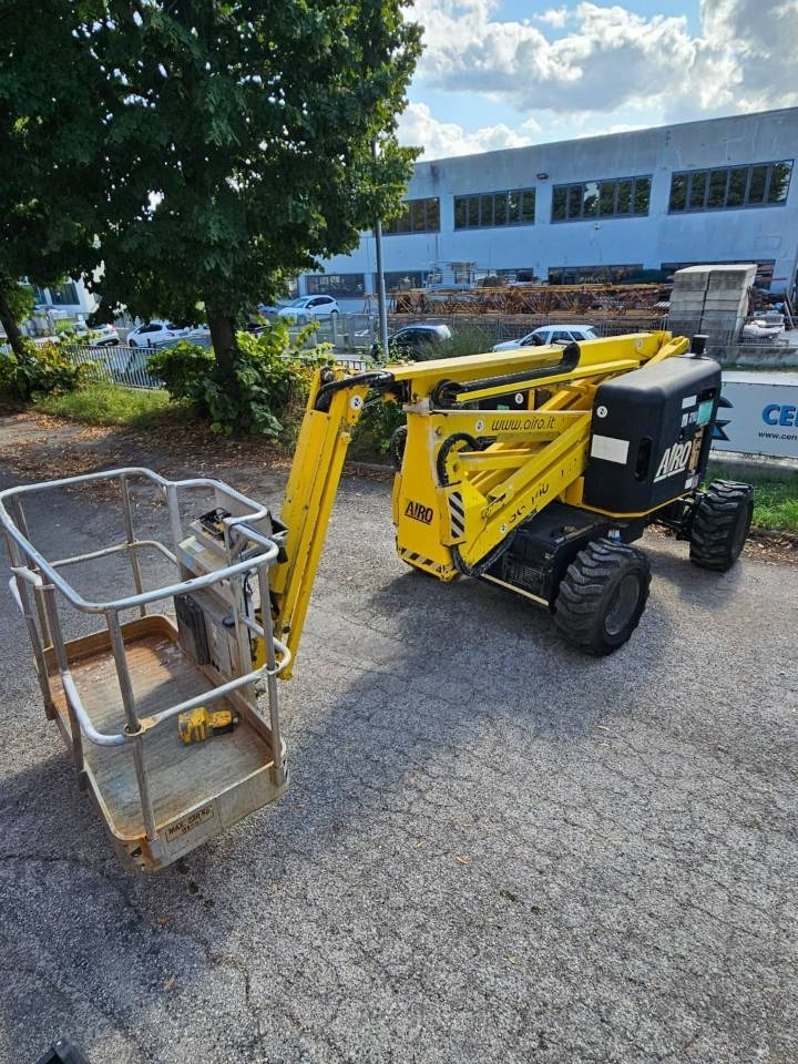 Телескопический подъемник Airo SG1400 JD 4WD: фото 11 Телескопический подъемник Airo SG1400 JD 4WD: фото 11