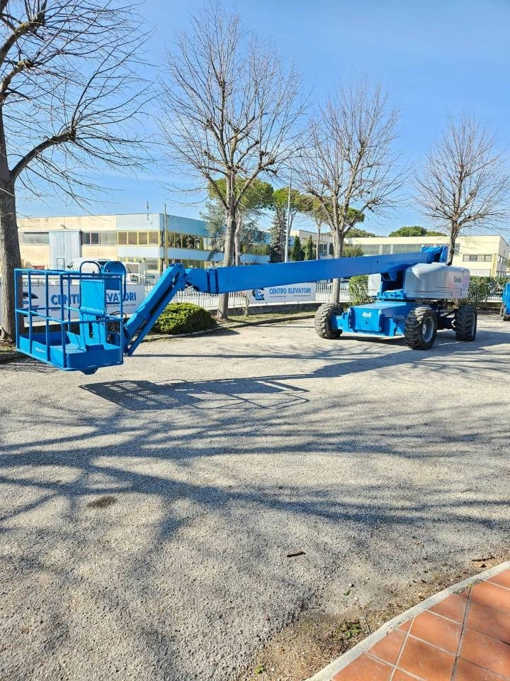 Телескопический подъемник Genie S 85 4WD: фото 8 Телескопический подъемник Genie S 85 4WD: фото 8