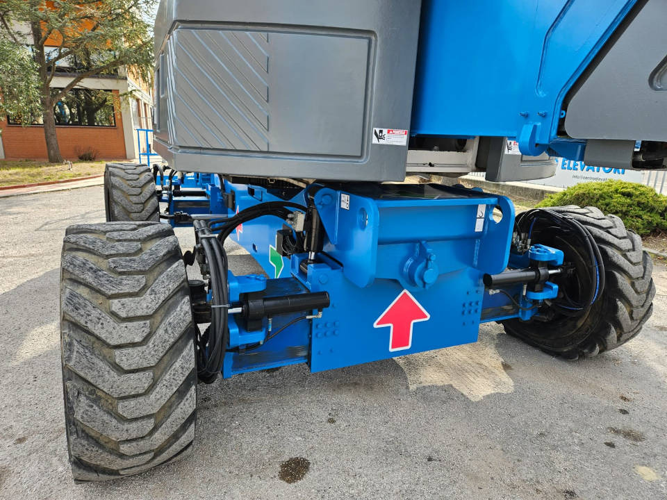 HAULOTTE HA 32 PX - Коленчатый подъемник: фото 3 HAULOTTE HA 32 PX - Коленчатый подъемник: фото 3