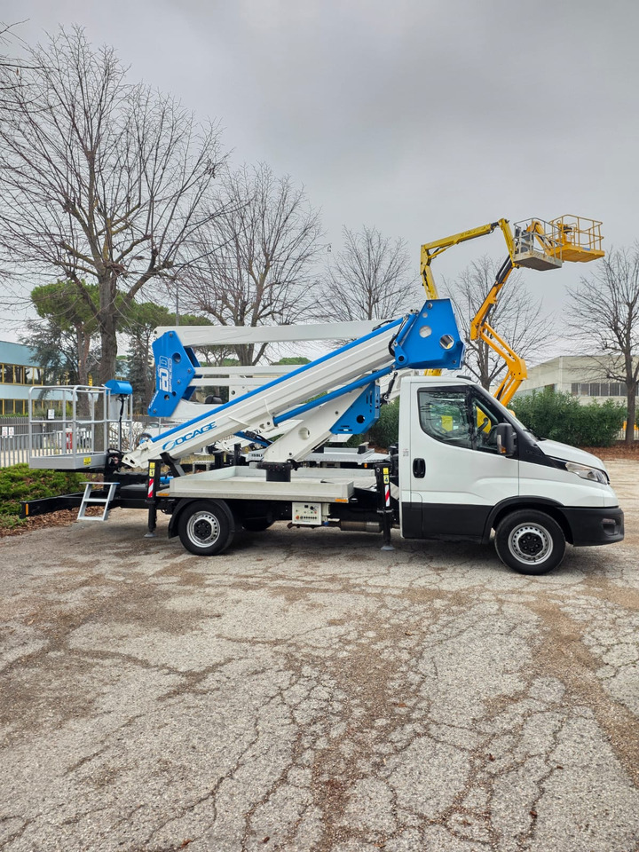 SOCAGE 20D - Грузовик с подъемником: фото 1 SOCAGE 20D - Грузовик с подъемником: фото 1