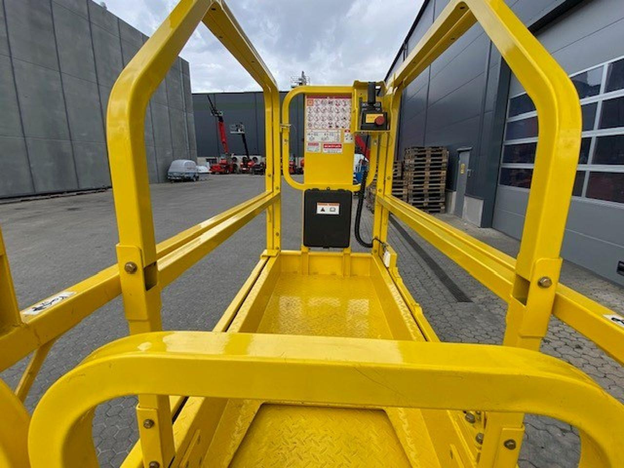 GMG 1930-i - Ножничный подъемник: фото 5 GMG 1930-i - Ножничный подъемник: фото 5