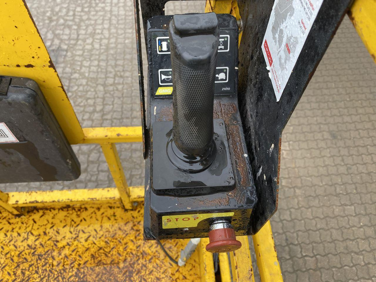 GMG 4646-ED 2.0 - Ножничный подъемник: фото 3 GMG 4646-ED 2.0 - Ножничный подъемник: фото 3