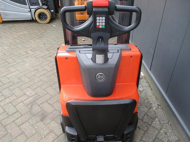 BT SWE 120 - Штабелер: фото 2 BT SWE 120 - Штабелер: фото 2