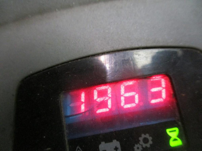 Тележка Toyota LPE 200: фото 9