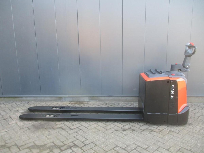 Toyota LPE 250 - Тележка: фото 1 Toyota LPE 250 - Тележка: фото 1