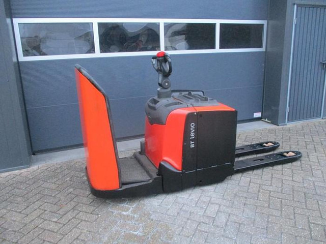 Toyota LPE 250 - Тележка: фото 2 Toyota LPE 250 - Тележка: фото 2