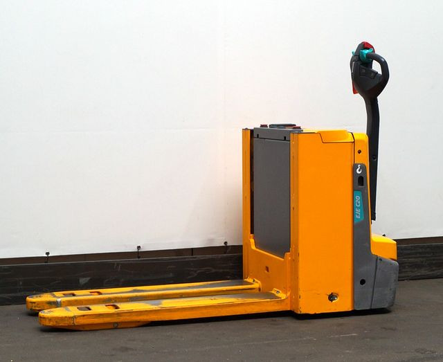 Jungheinrich EJE C20 - Тележка: фото 1 Jungheinrich EJE C20 - Тележка: фото 1