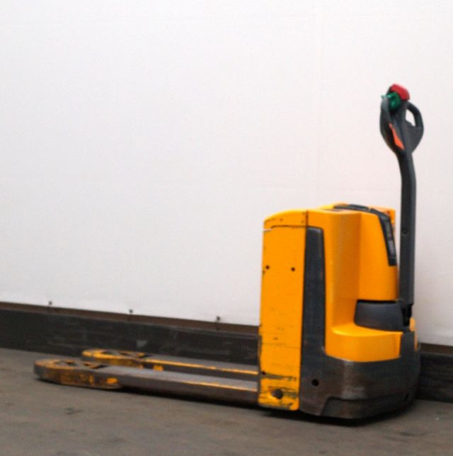 Jungheinrich EJE116 - Тележка: фото 2 Jungheinrich EJE116 - Тележка: фото 2