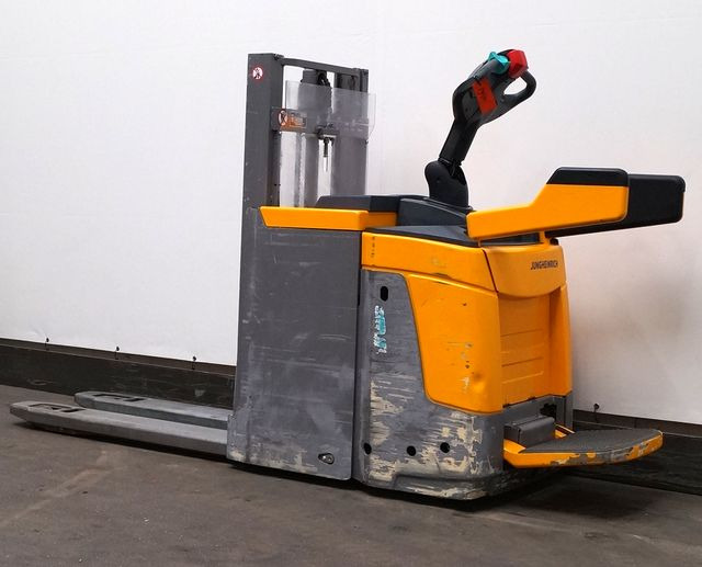 Jungheinrich ERD220 - Штабелер: фото 2 Jungheinrich ERD220 - Штабелер: фото 2