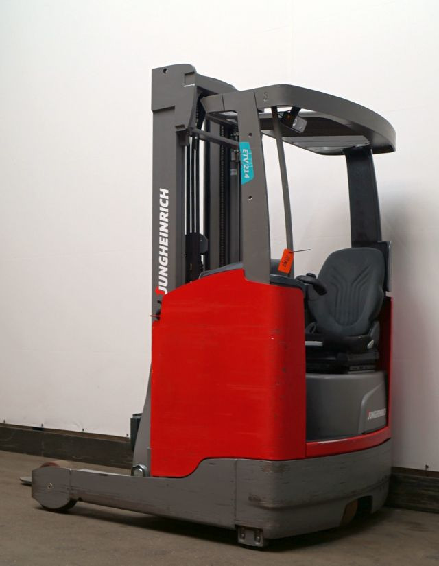 Ричтрак Jungheinrich ETV214: фото 1