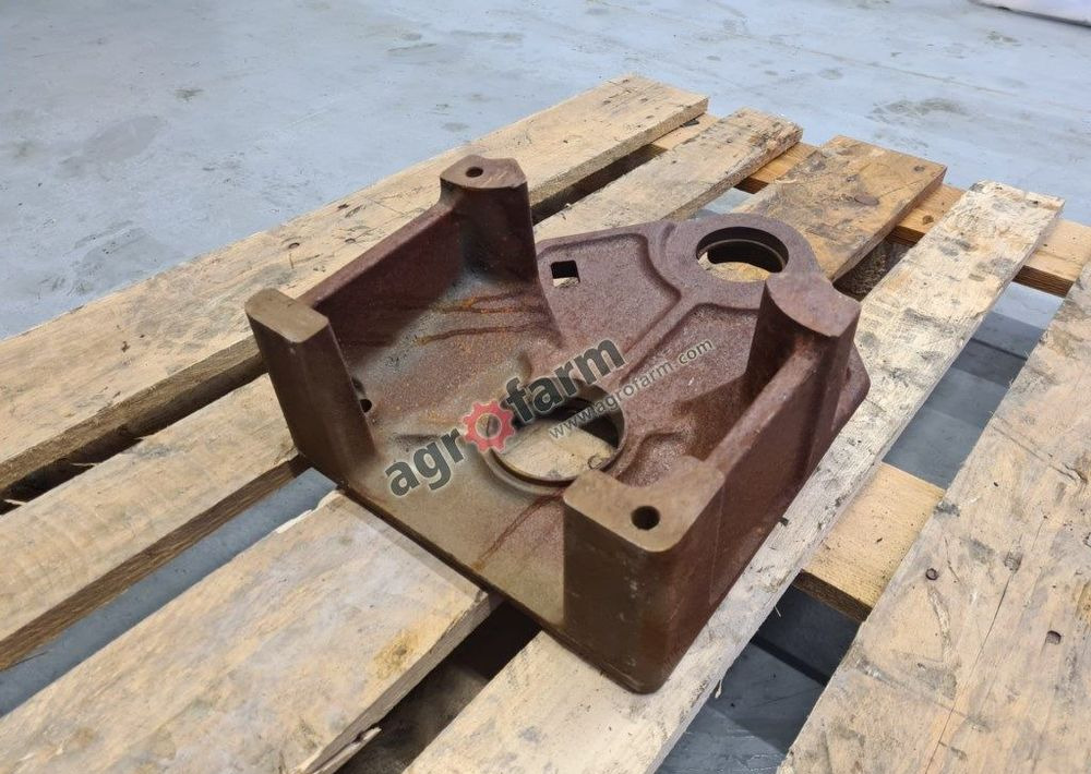 OBUDOWA PTO R93494 JOHN DEERE 7600 7700 7800 - Коробка передач: фото 2 OBUDOWA PTO R93494 JOHN DEERE 7600 7700 7800 - Коробка передач: фото 2