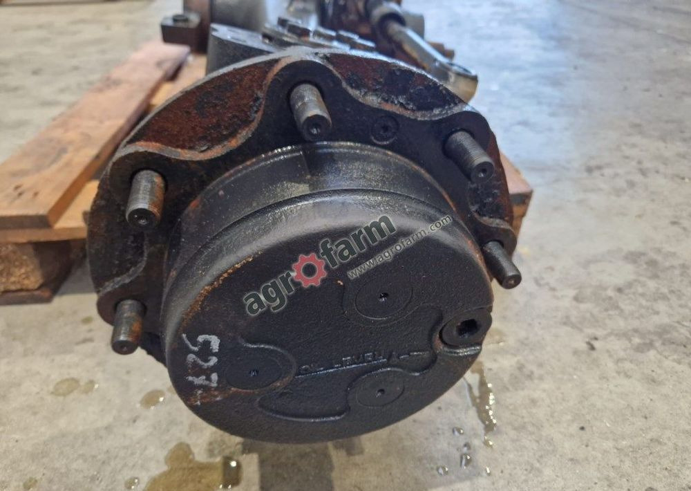 Przedni most, McCormick CL 80, Carraro - Трансмиссия: фото 3 Przedni most, McCormick CL 80, Carraro - Трансмиссия: фото 3