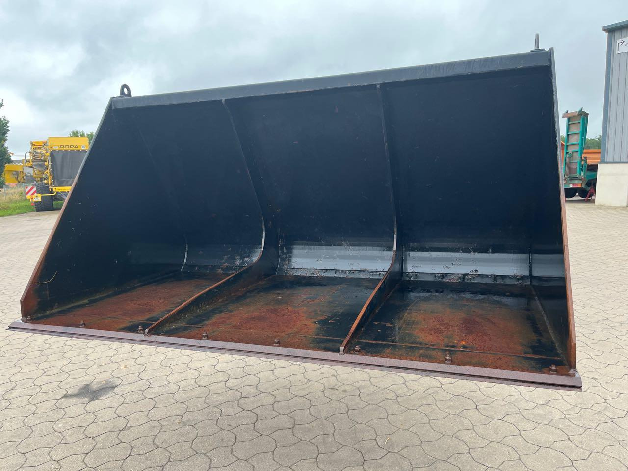 AF Mega Schaufel - Ковш для погрузчика: фото 1 AF Mega Schaufel - Ковш для погрузчика: фото 1