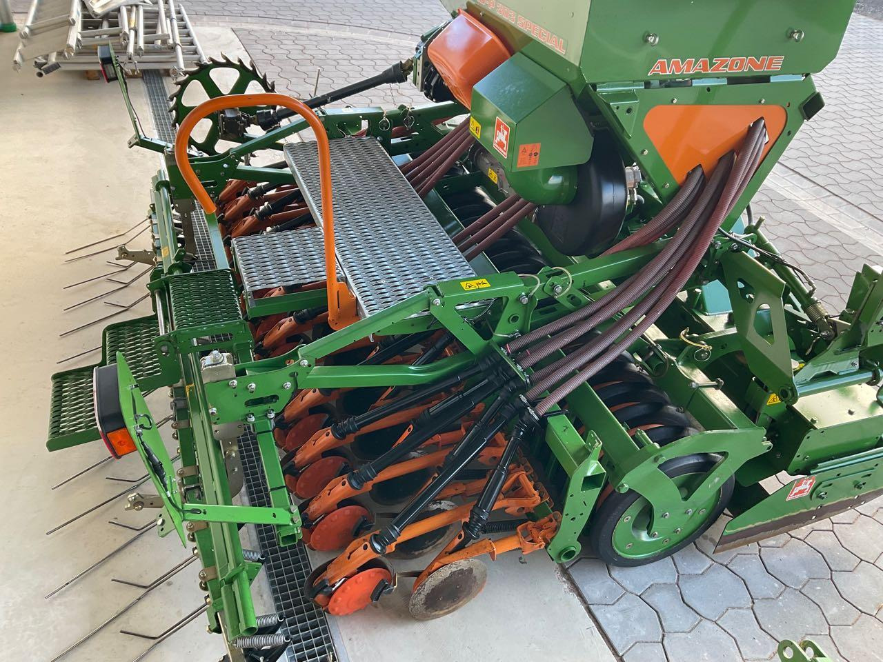 Amazone ADP 303 Spezial, KX 3000 - Посевной комплекс: фото 2 Amazone ADP 303 Spezial, KX 3000 - Посевной комплекс: фото 2