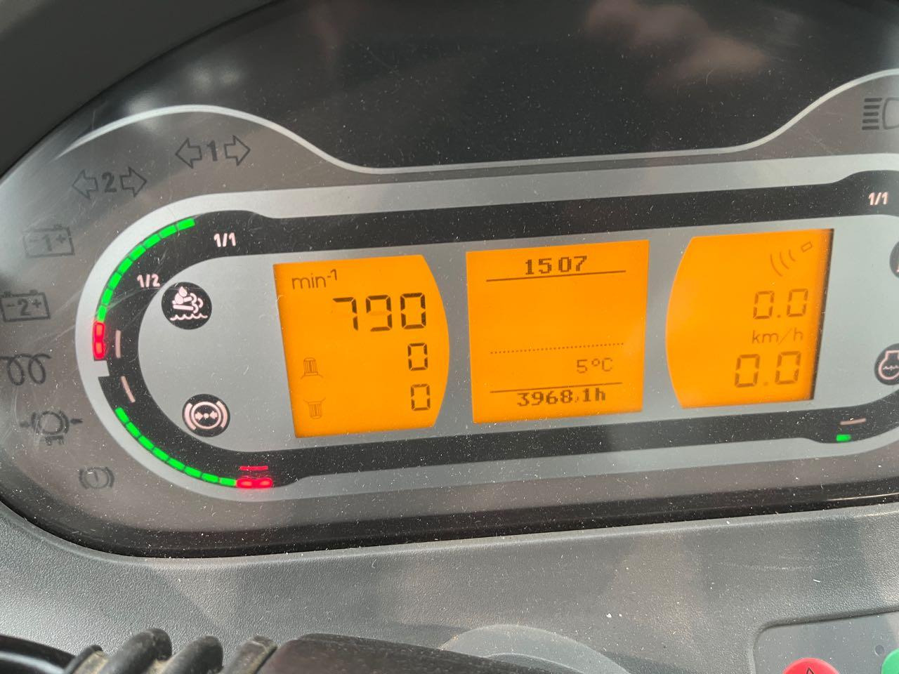 Fendt 720 Vario S4 ProfiPlus - Трактор: фото 5 Fendt 720 Vario S4 ProfiPlus - Трактор: фото 5