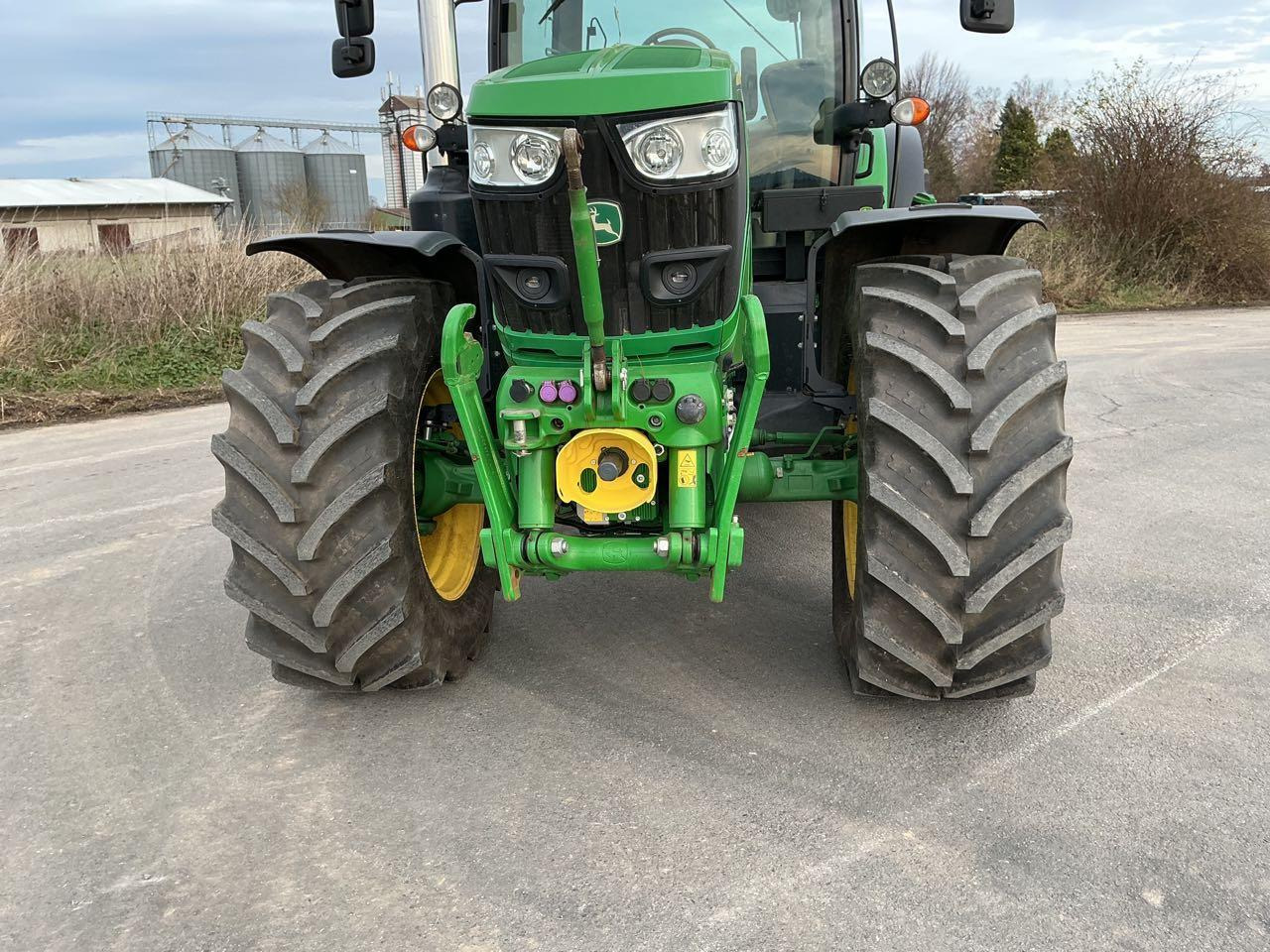 John Deere 6145 R Premium - Трактор: фото 2 John Deere 6145 R Premium - Трактор: фото 2