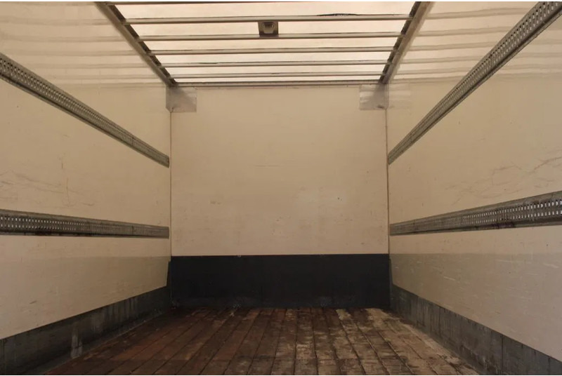 Грузовик с закрытым кузовом DAF CF 290 + EURO 6 + MANUAL: фото 8 Грузовик с закрытым кузовом DAF CF 290 + EURO 6 + MANUAL: фото 8