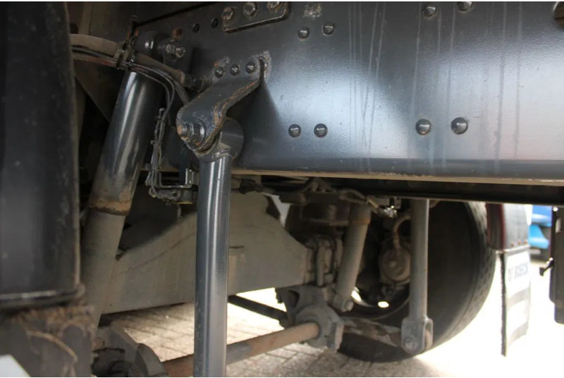 Грузовик с закрытым кузовом DAF CF 290 + EURO 6 + MANUAL: фото 17 Грузовик с закрытым кузовом DAF CF 290 + EURO 6 + MANUAL: фото 17