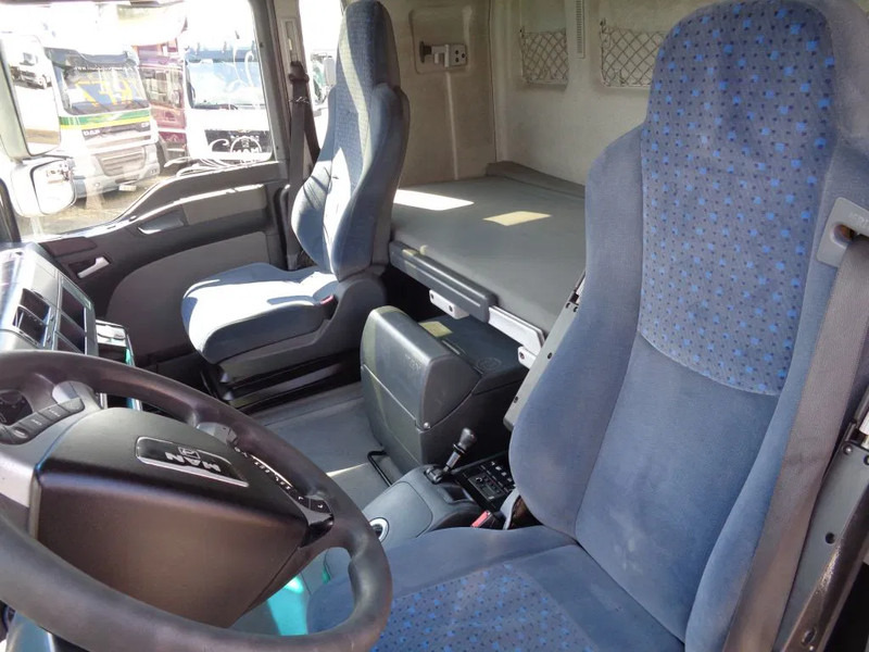 MAN TGA 18.430 Effer 20600 24m + FLYJIB + winch + long reach + Euro 3 + REMOTE - Автоманипулятор: фото 4 MAN TGA 18.430 Effer 20600 24m + FLYJIB + winch + long reach + Euro 3 + REMOTE - Автоманипулятор: фото 4